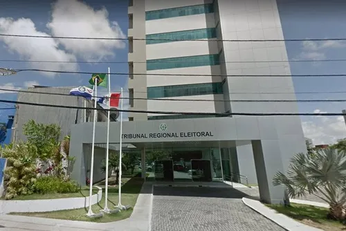  Maceió paga R$ 1,45 mi a dirigentes e anuncia em rádios ligadas a JHC